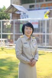 นางสาวสาธิยา ยิ่งโยชน์